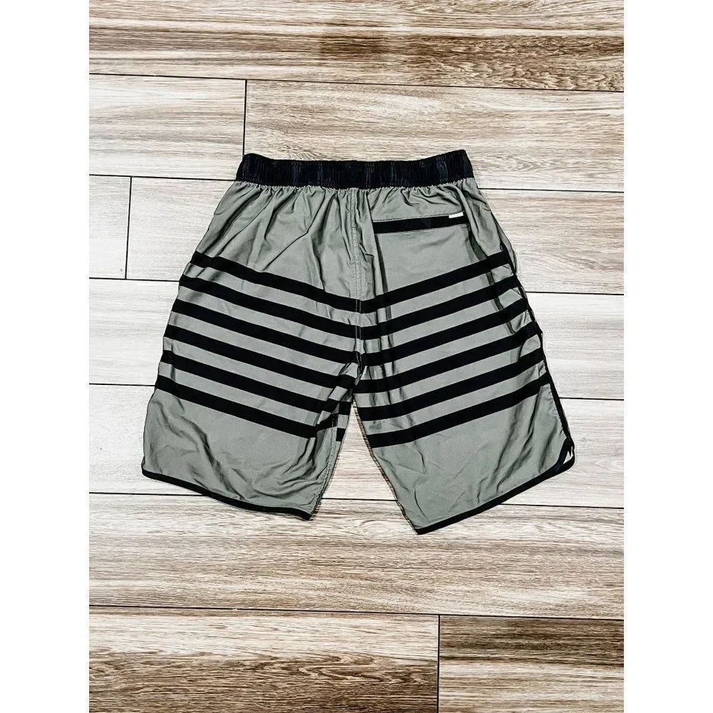 Vuori Green and Black Stripe Banks Athletic Short Size Small
